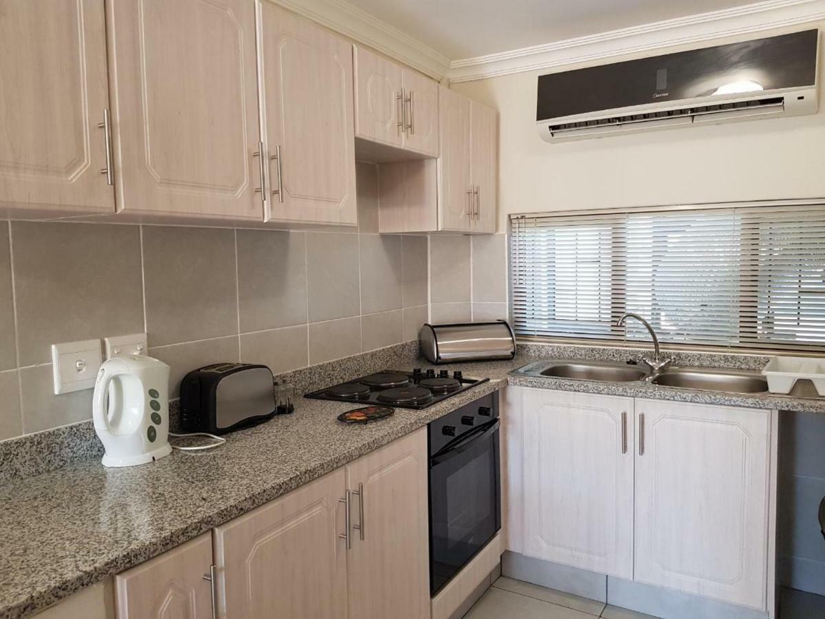 73 The Shades, 23 Weaver Crescent Durban Exterior photo